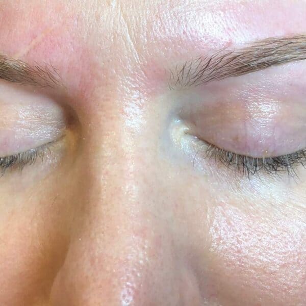 Brow Waxing and Shaping