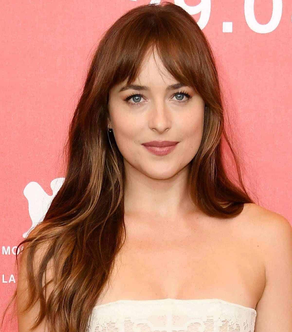Types of Bangs: An Updated Guide in 2022 (Pictures Included)